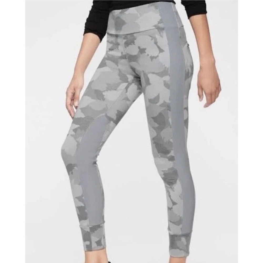 Athleta Womens Camo Essex Hybrid Tight Size XS Cobblestone Gray Hike Workout Gym
